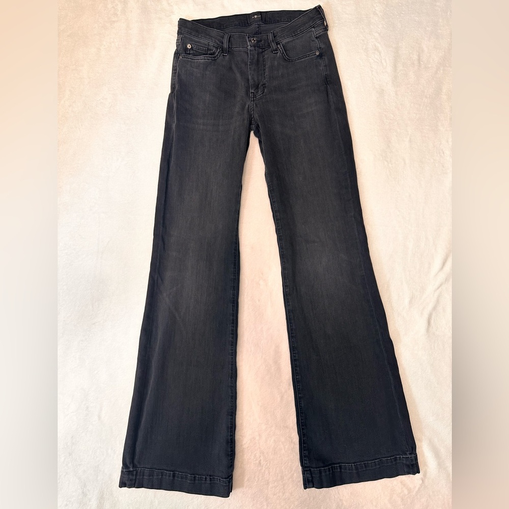 7 For All Mankind Women’s Dojo Flare Jeans Size 28